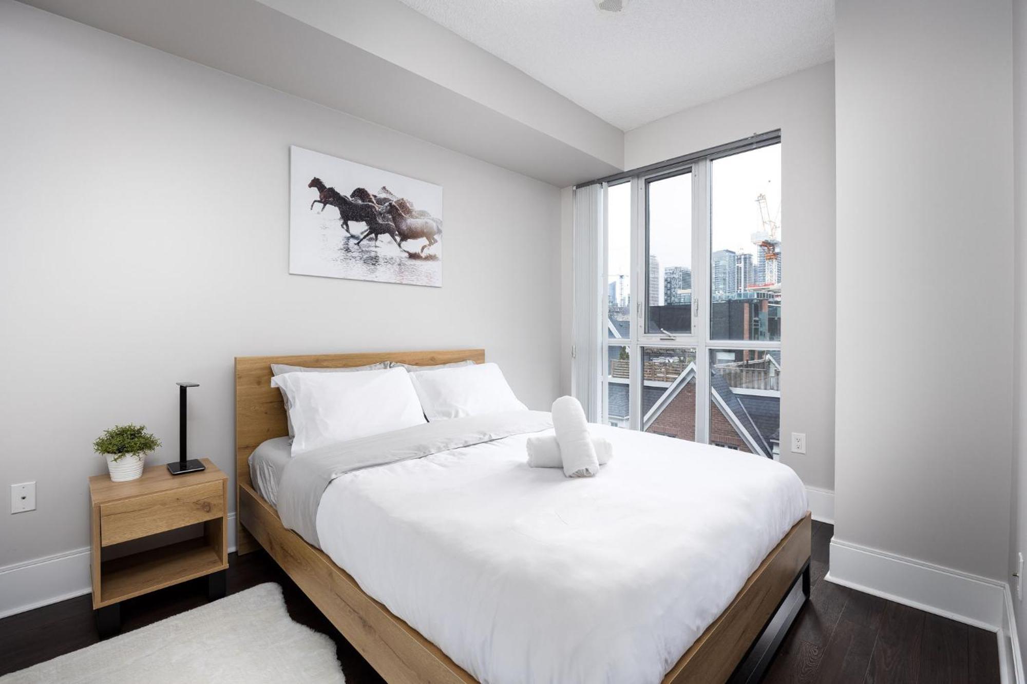 Dwtn Condo Near Cn Tower! W/ Free Parking Toronto Buitenkant foto